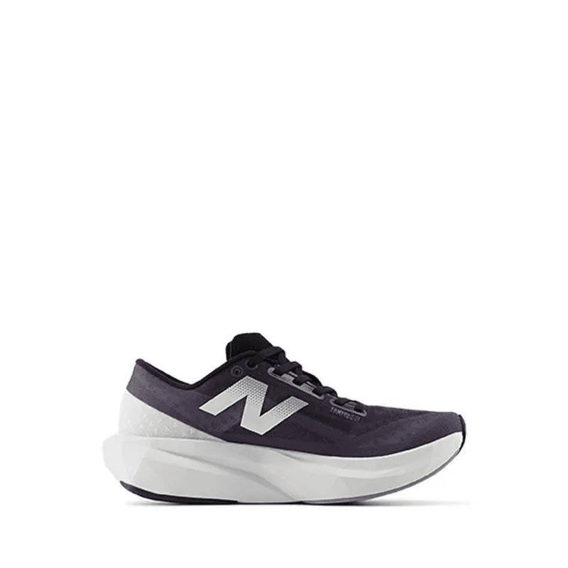 New Balance FuelCell Rebel v4.jpg